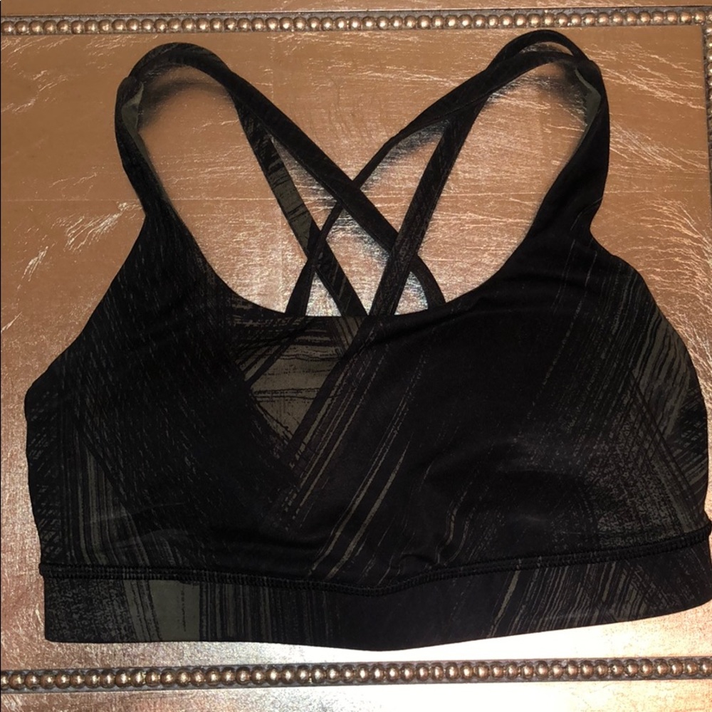 Lululemon sports bra